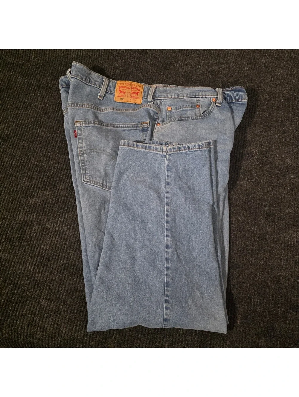 Levi's 550 Light Blue Denim Jeans W44 L30